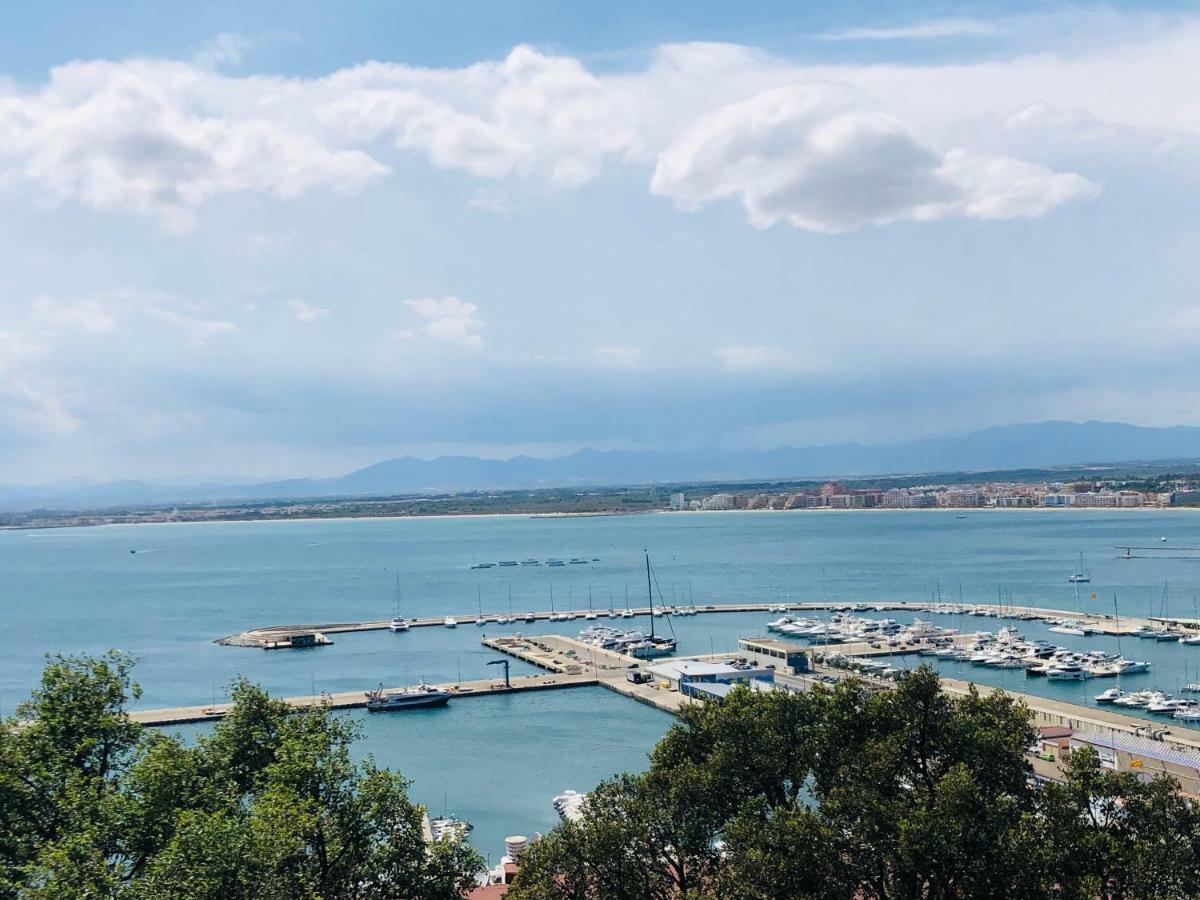 Puig Rom 68 Bajo Apartment Roses Bagian luar foto